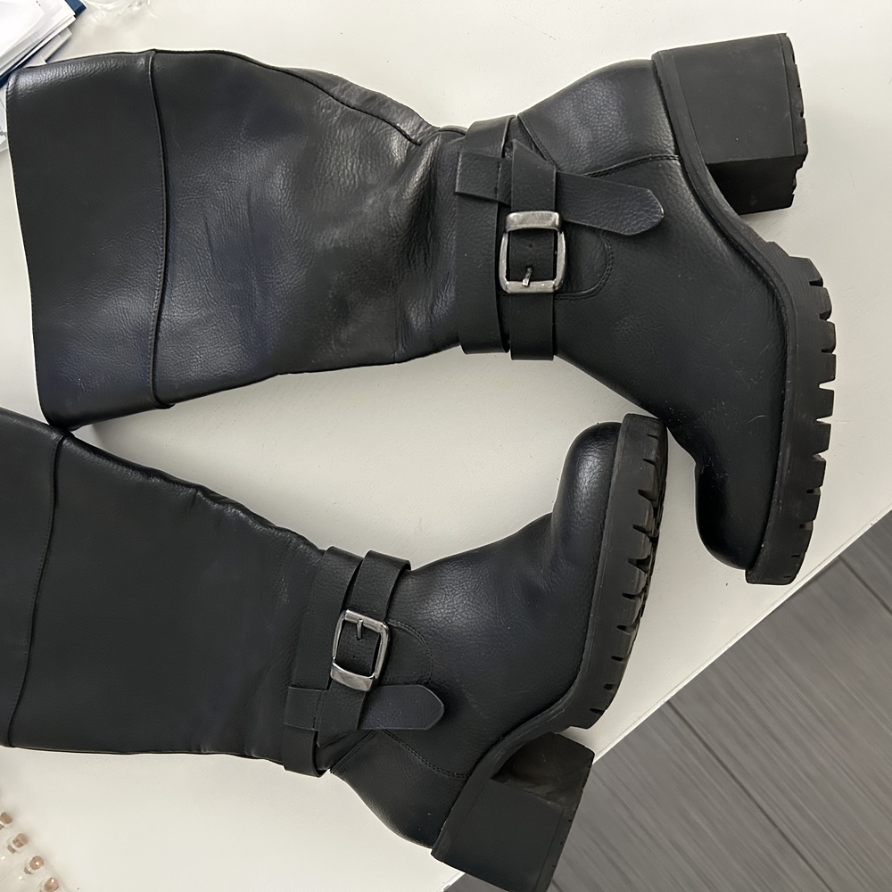 Black Heeled Boots with Chunky Design and Treaded Sole